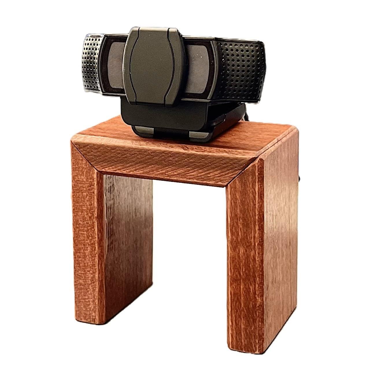 Table-style Webcam Stand